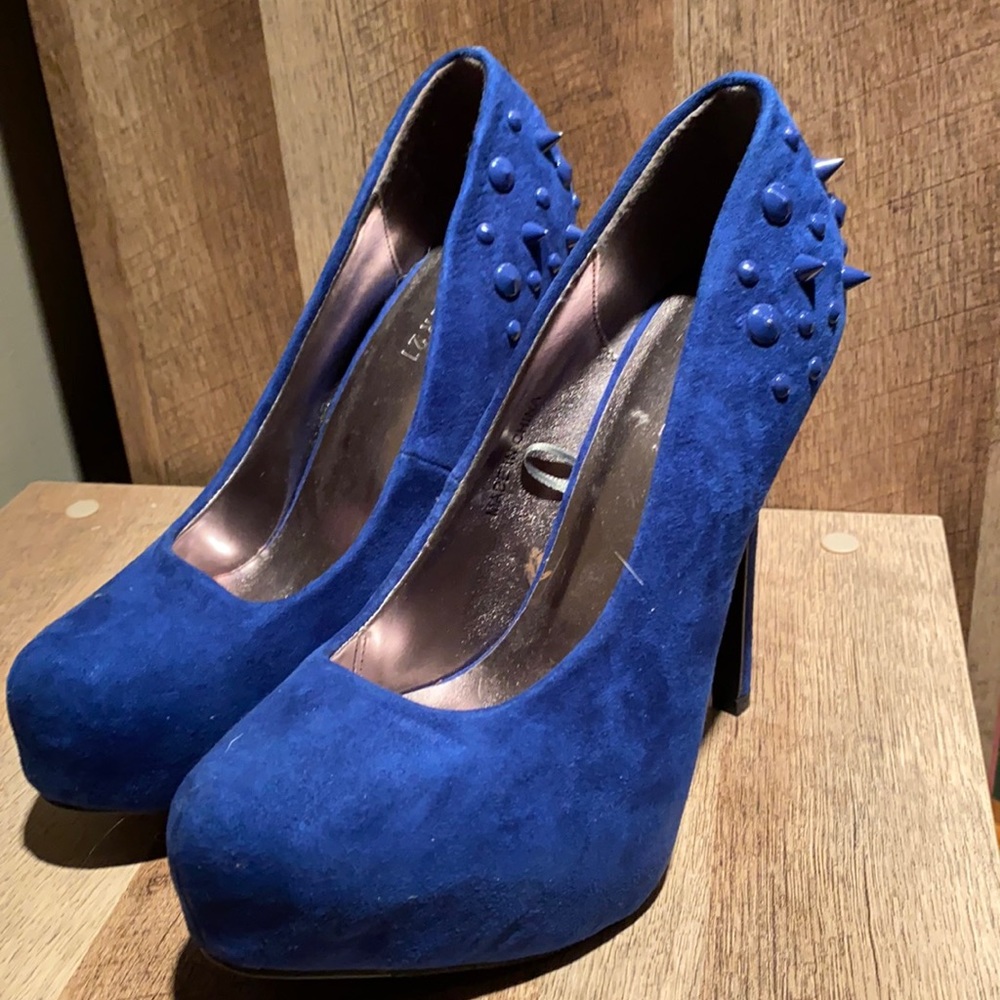 Royal Blue Heals